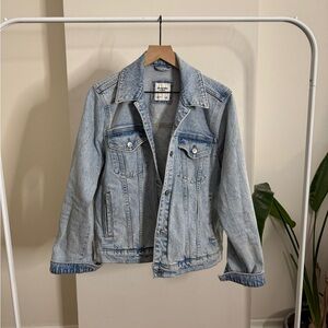 Abercrombie & Fitch Light Wash Denim Jacket
